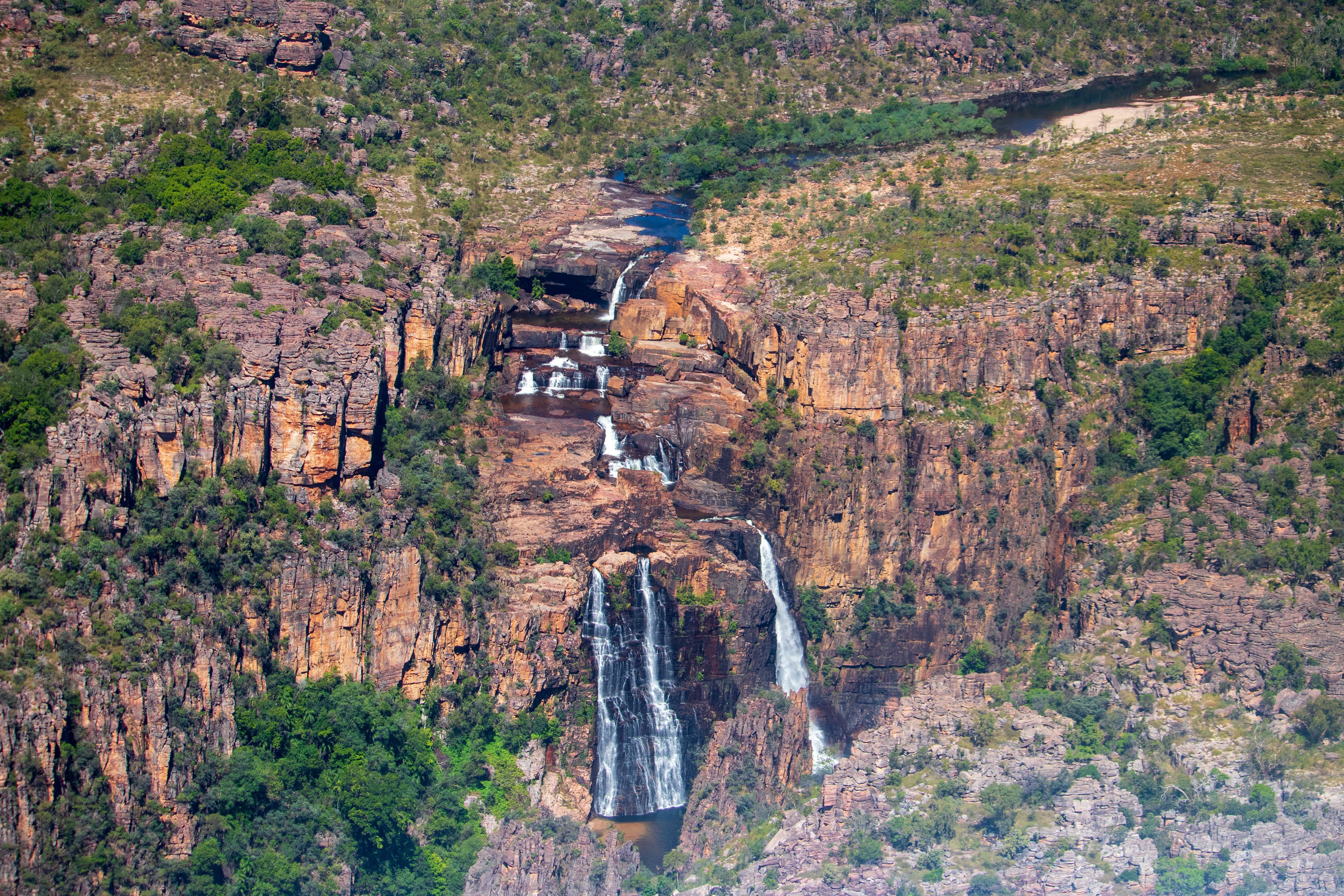 Voyage en Australie - Les majestueuses chutes d'eau de Jim Jim Falls à Kakadu Les majestueuses chutes d'eau de Jim Jim Falls à Kakadu